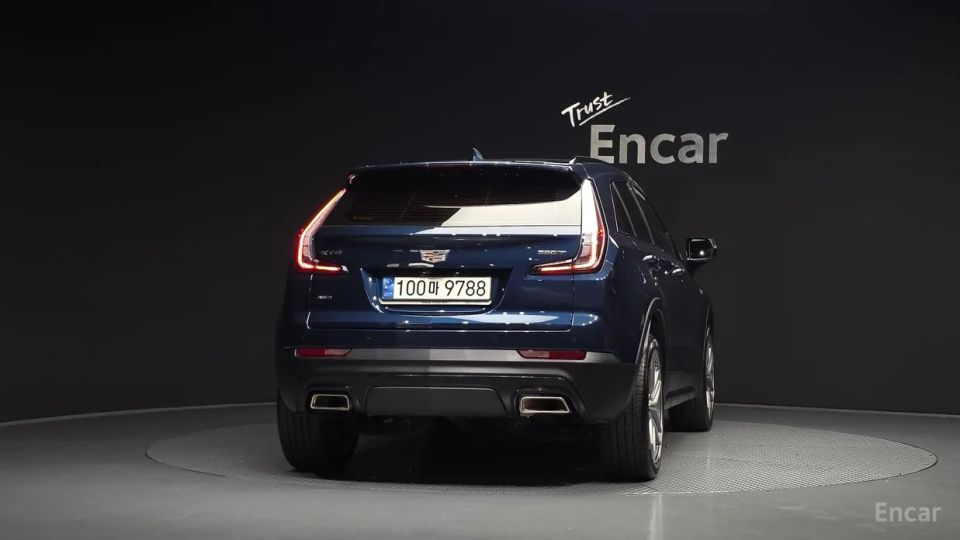 Cadillac XT4