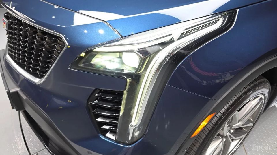 Cadillac XT4