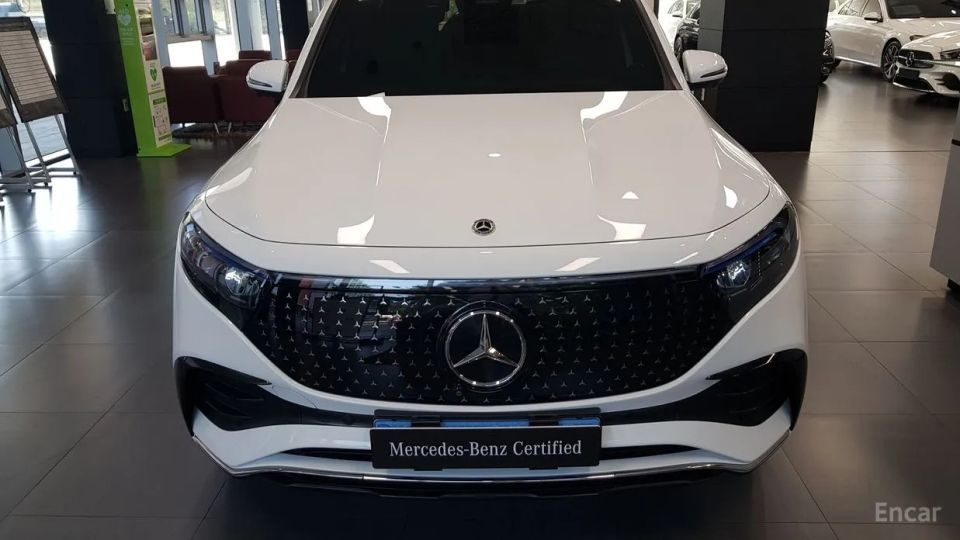 Mercedes-Benz EQB