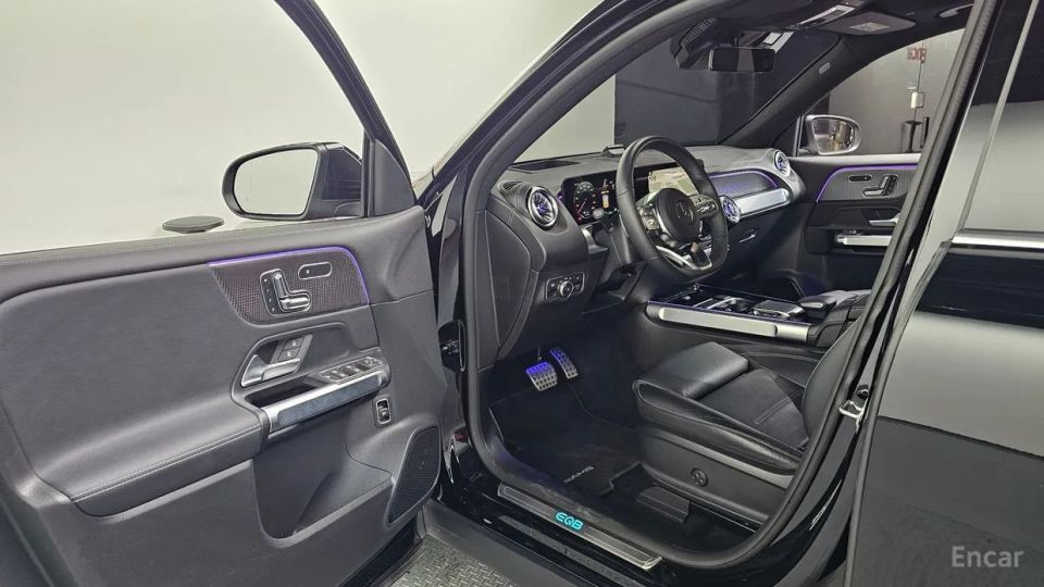 Mercedes-Benz EQB