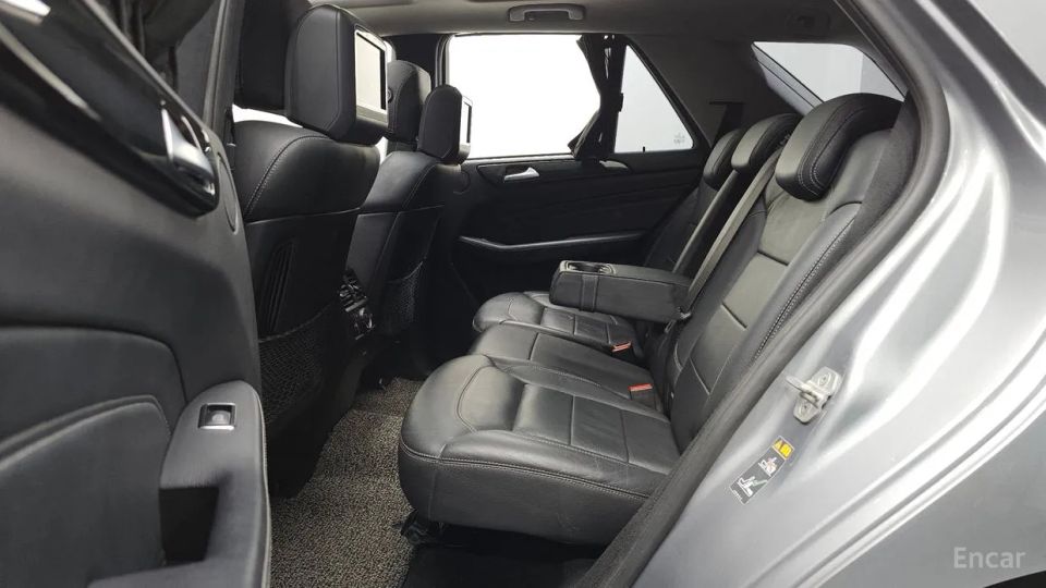 Mercedes-Benz M-class