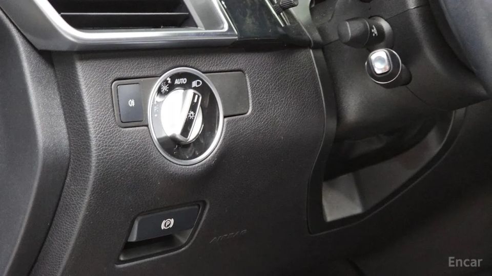 Mercedes-Benz M-class