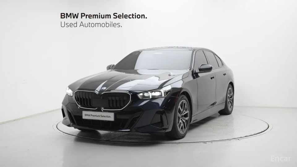 BMW i5