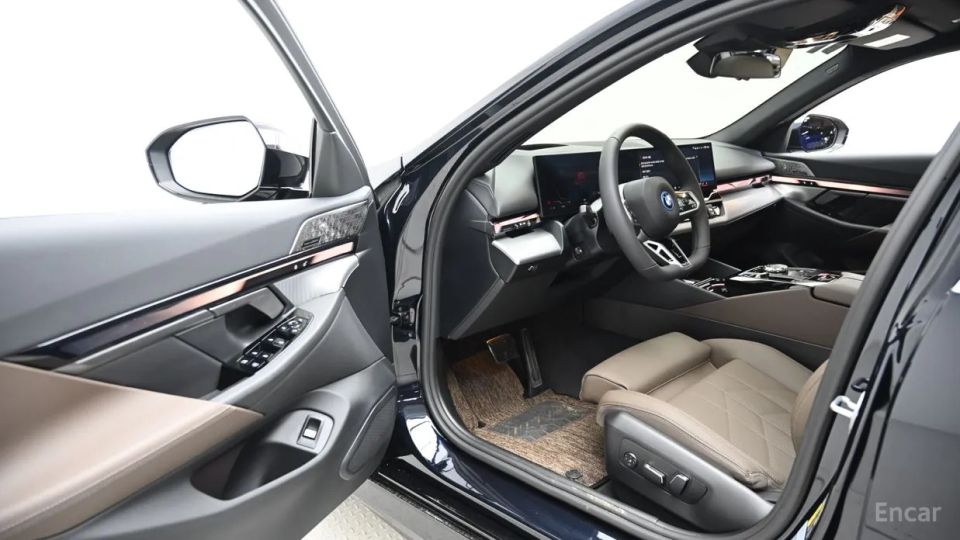 BMW i5