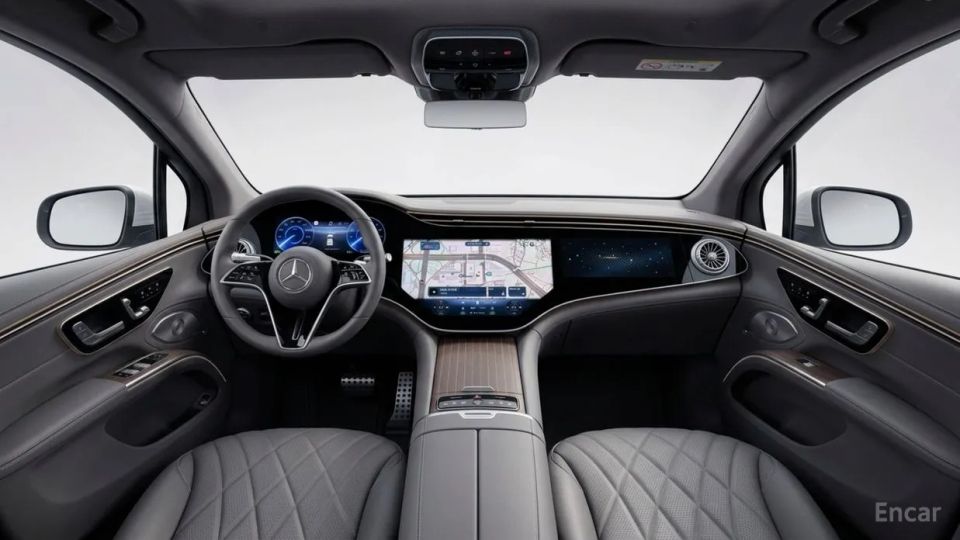 Mercedes-Benz EQS