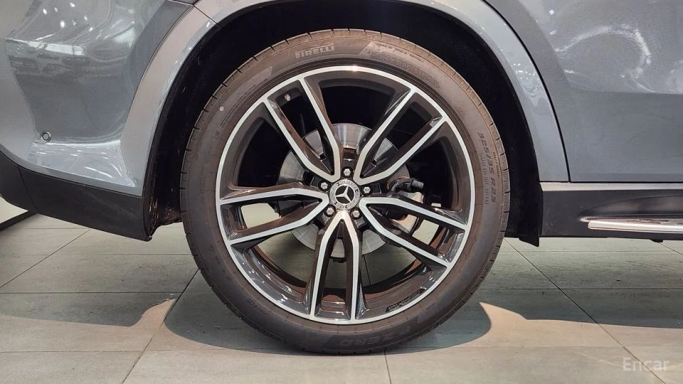 Mercedes-Benz GLS-Class