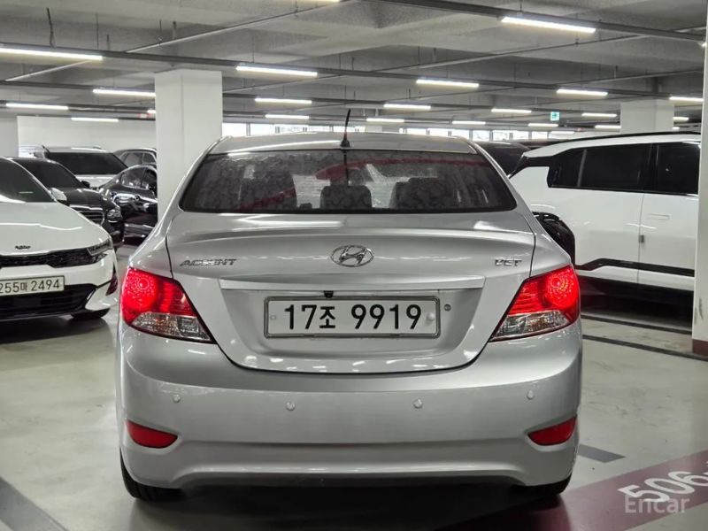 Hyundai Accent
