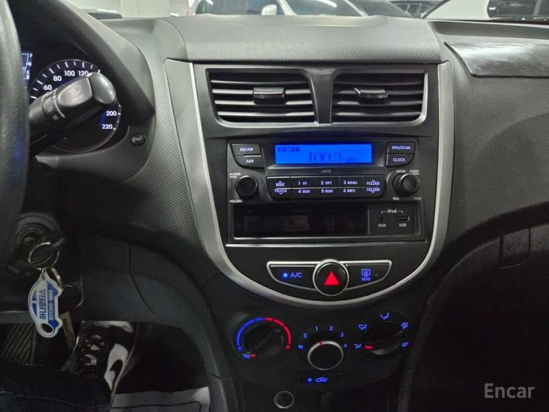 Hyundai Accent