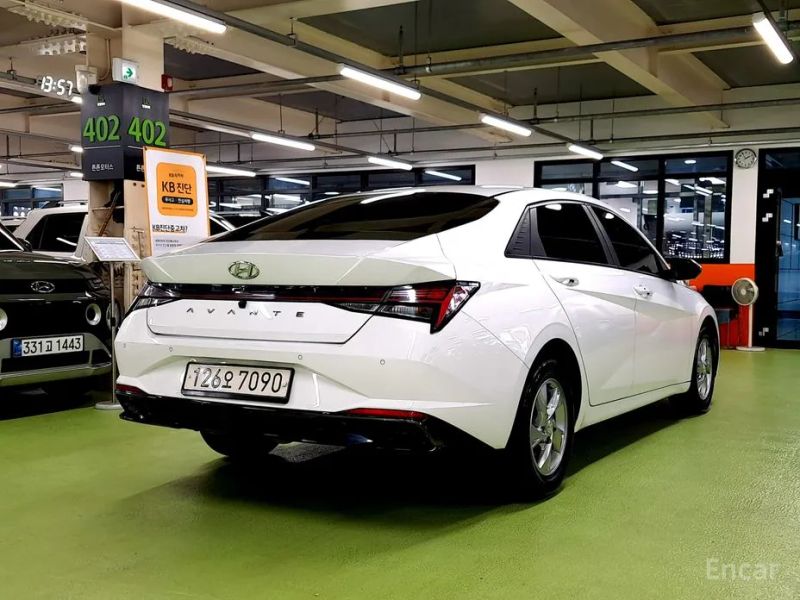Hyundai AVANTE