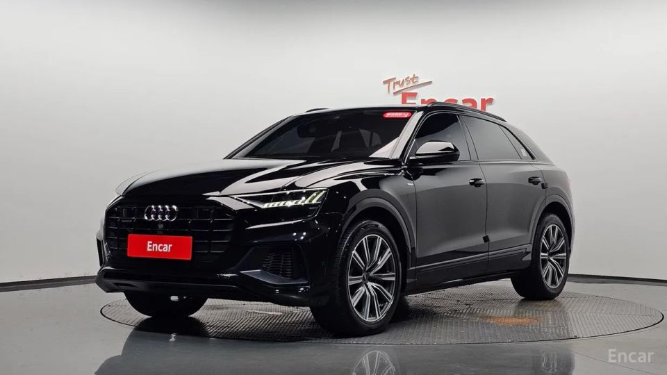 Audi Q8