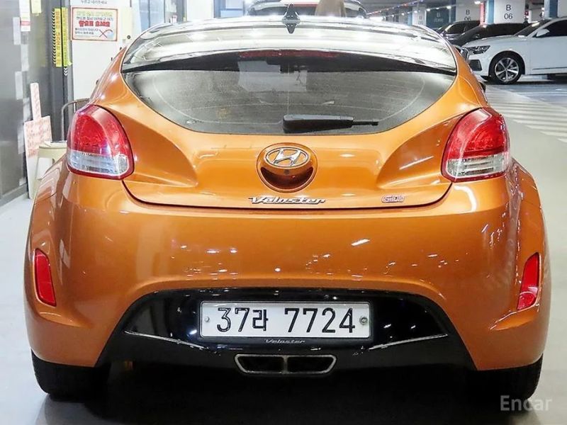 Hyundai Veloster