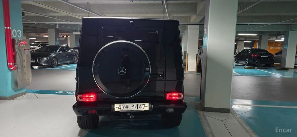 Mercedes-Benz G-Class