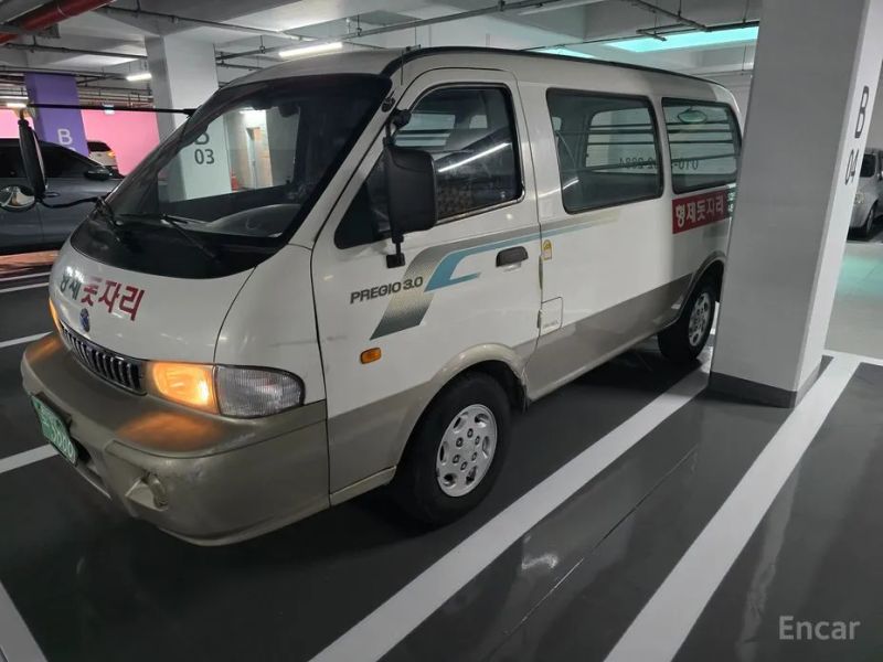Kia Pregio