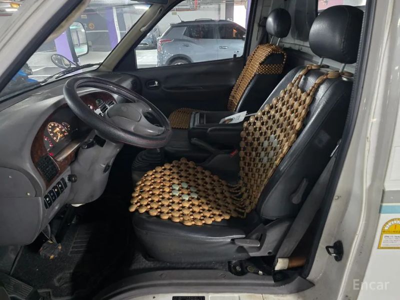 Kia Pregio
