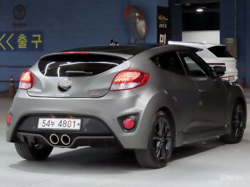 Hyundai Veloster