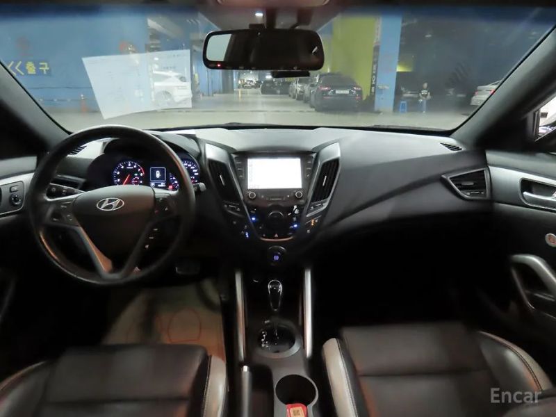 Hyundai Veloster