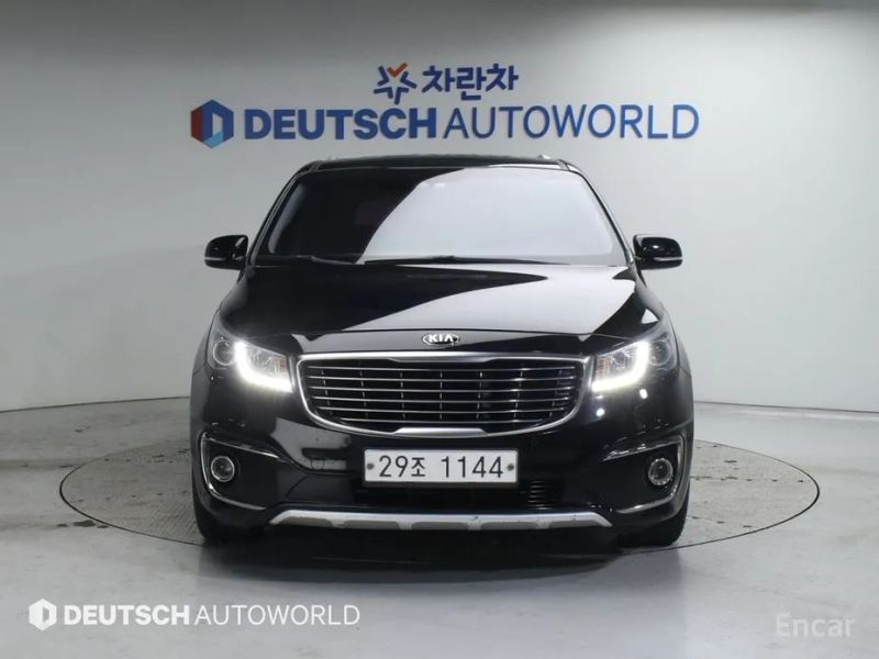 Kia Canival