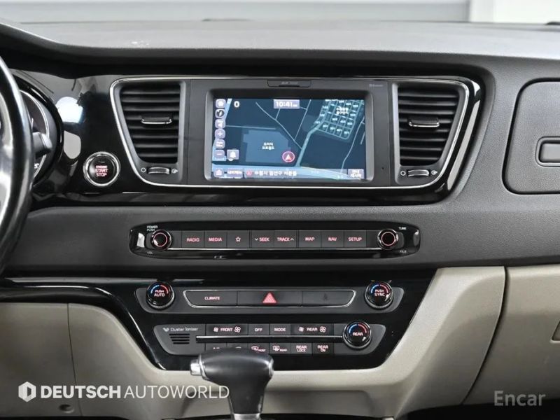 Kia Canival