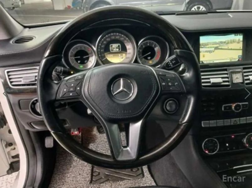 Mercedes-Benz CLS-Class