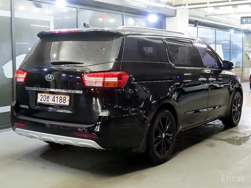 Kia Canival