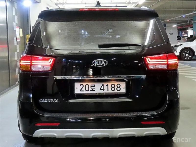 Kia Canival