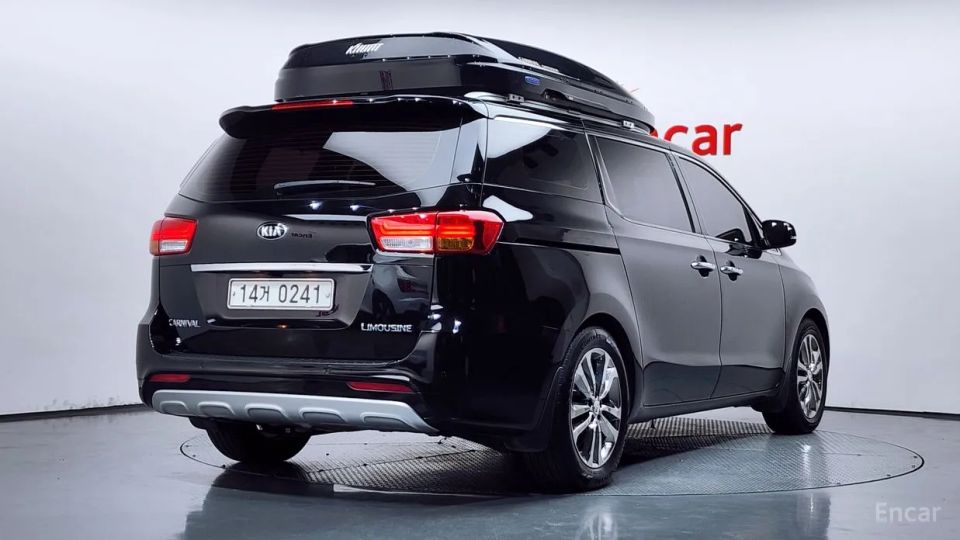 Kia Canival