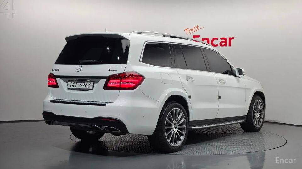 Mercedes-Benz GLS-Class