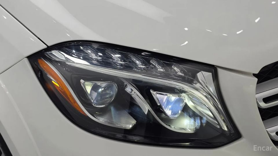 Mercedes-Benz GLS-Class
