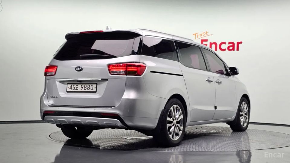 Kia Canival
