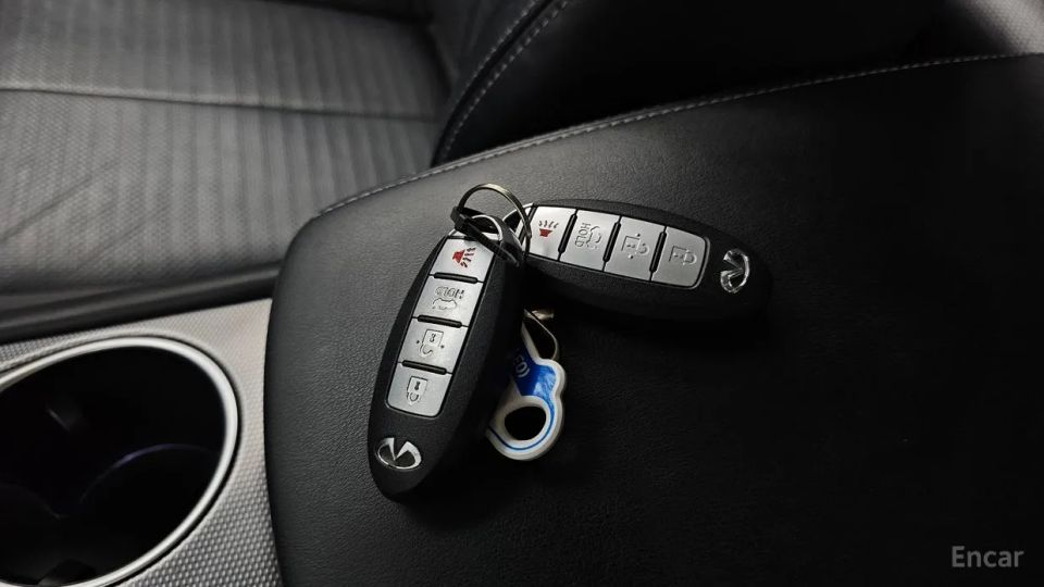 Infiniti Q50