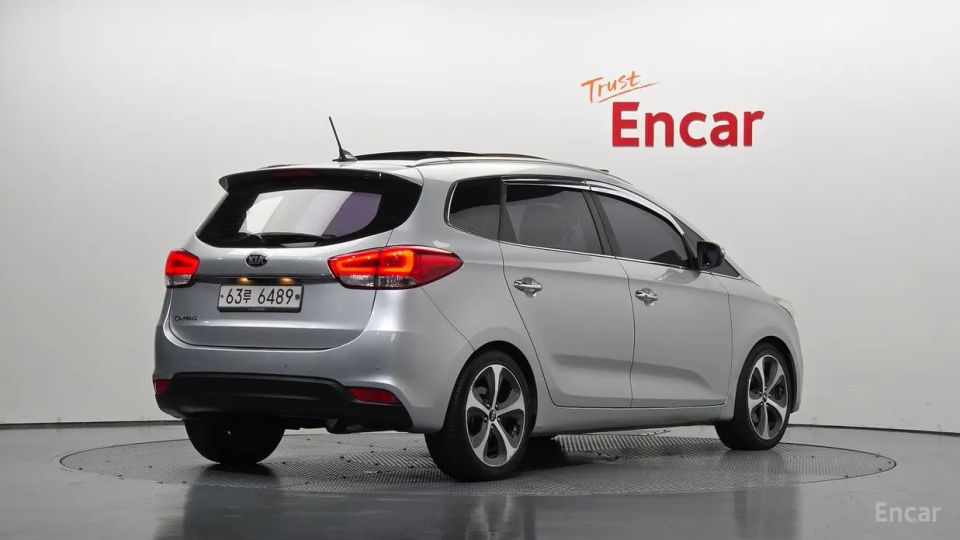 Kia Carens