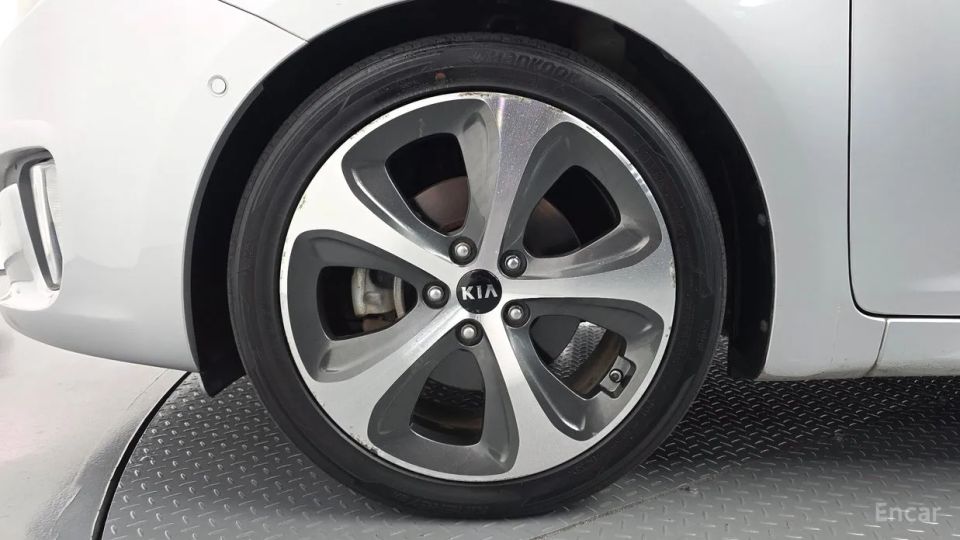 Kia Carens