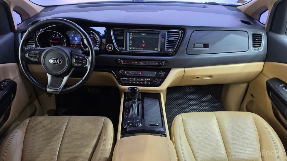 Kia Canival