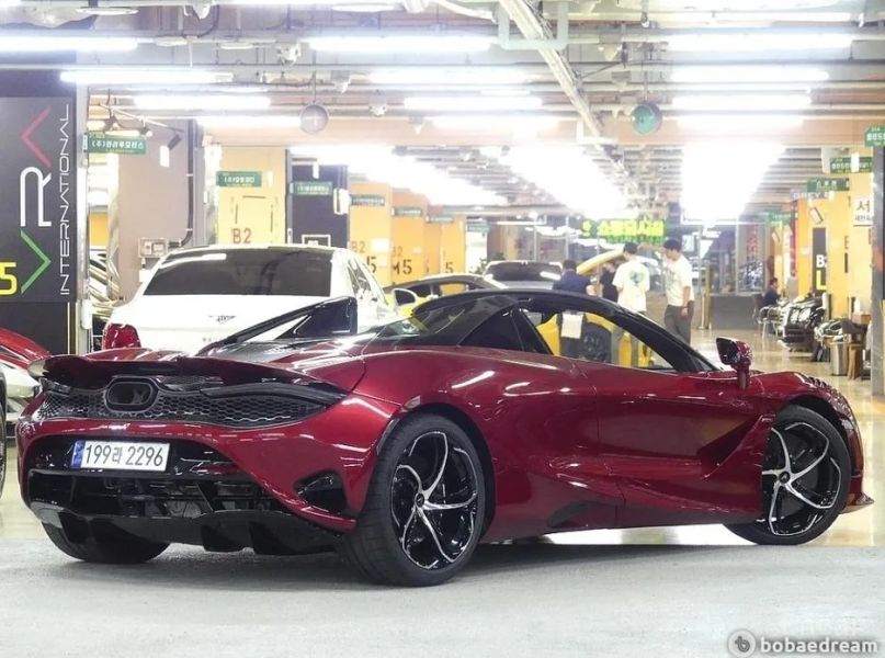 Mclaren 750S