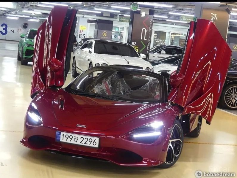 Mclaren 750S