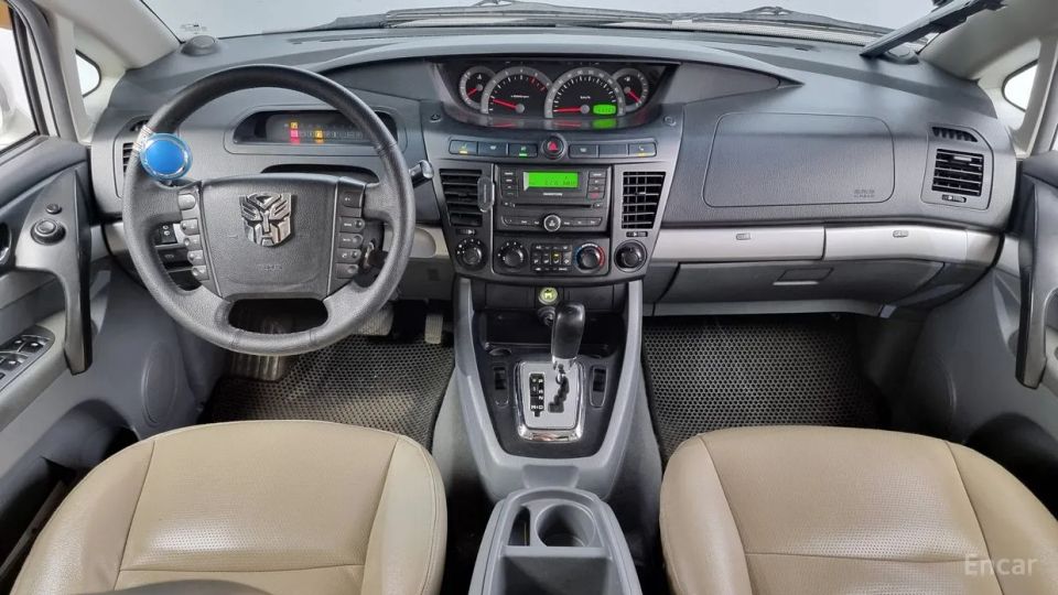KG_Mobility_Ssangyong Rodius