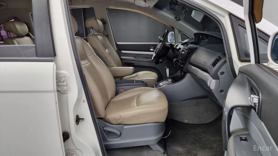 KG_Mobility_Ssangyong Rodius