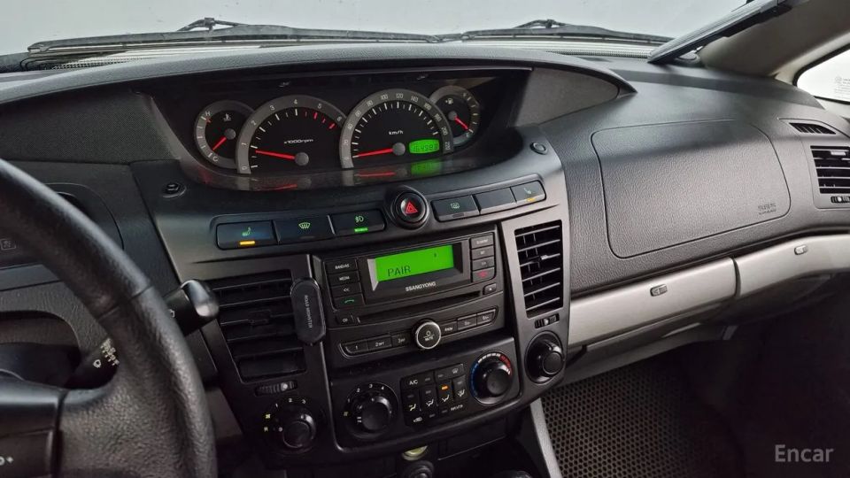 KG_Mobility_Ssangyong Rodius