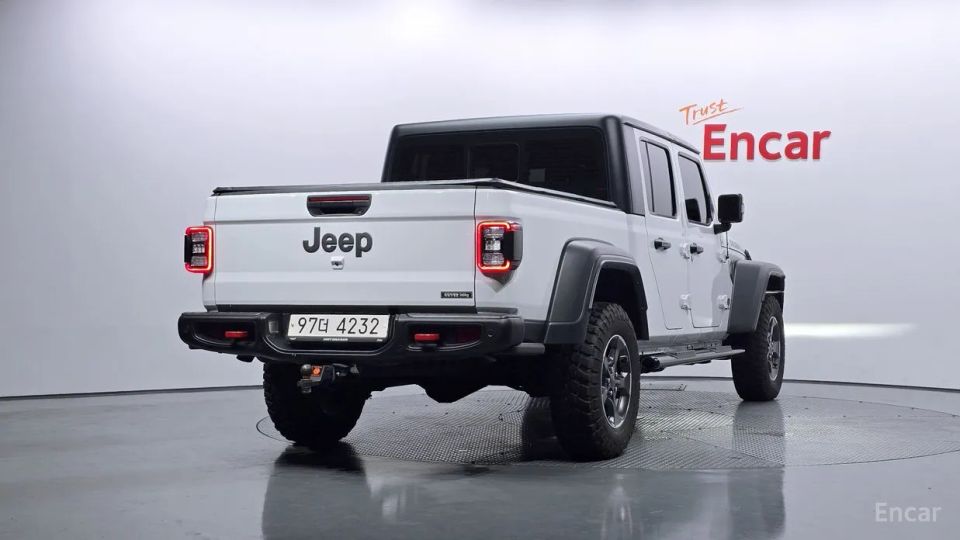 Jeep gladiator