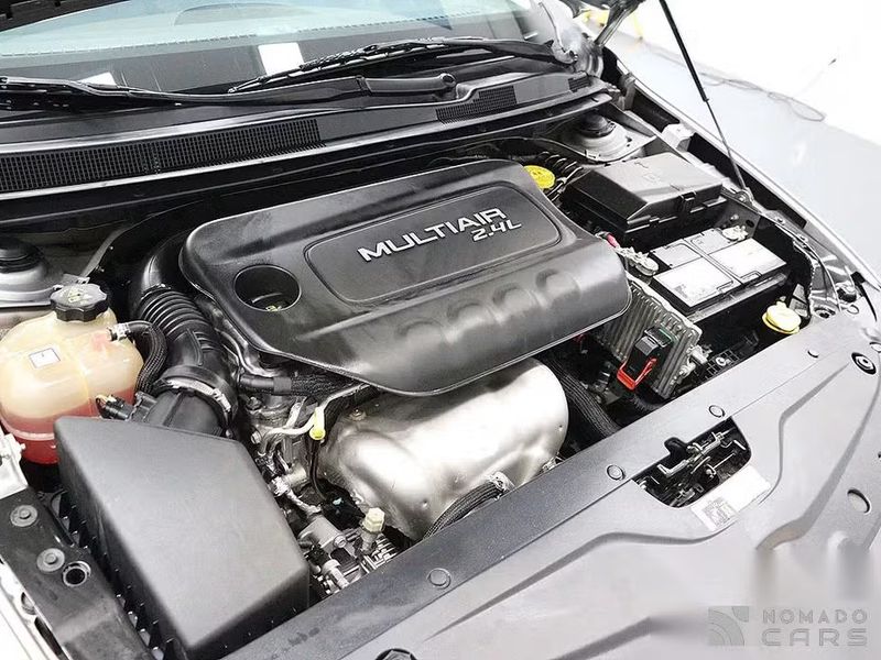 Chrysler 200