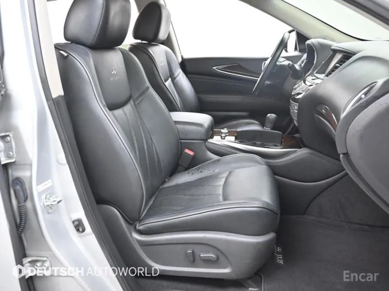 Infiniti JX