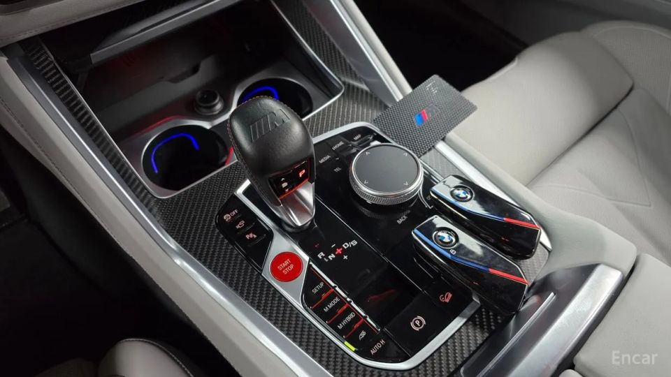 BMW XM