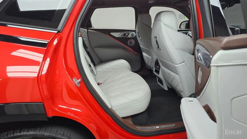 BMW XM