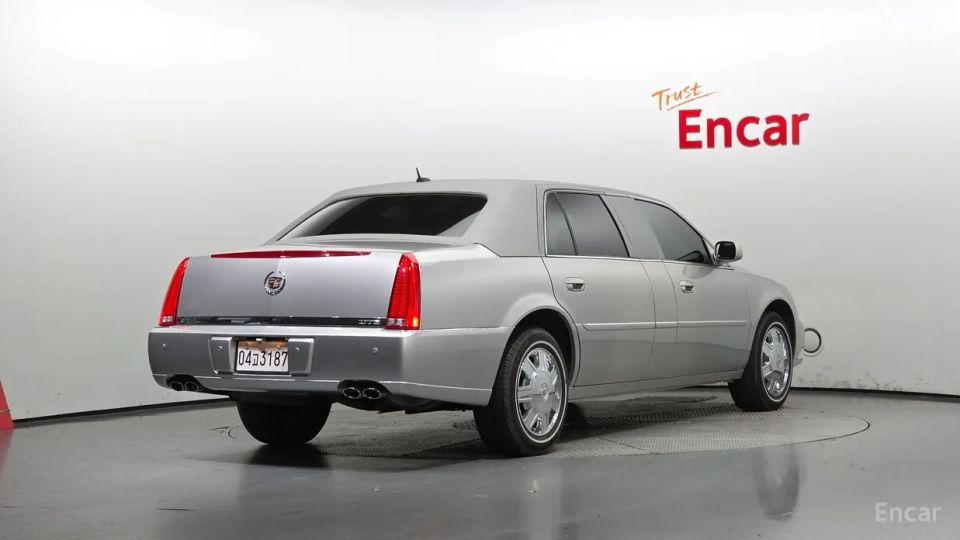 Cadillac DTS