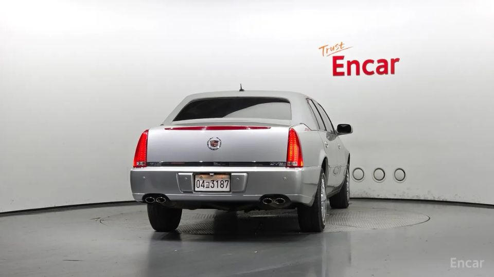 Cadillac DTS