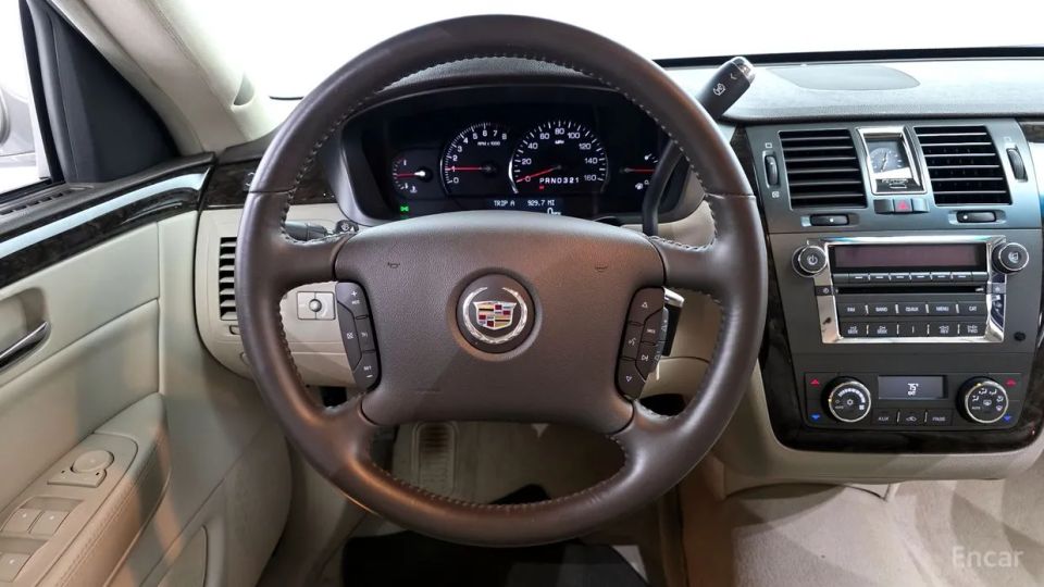 Cadillac DTS