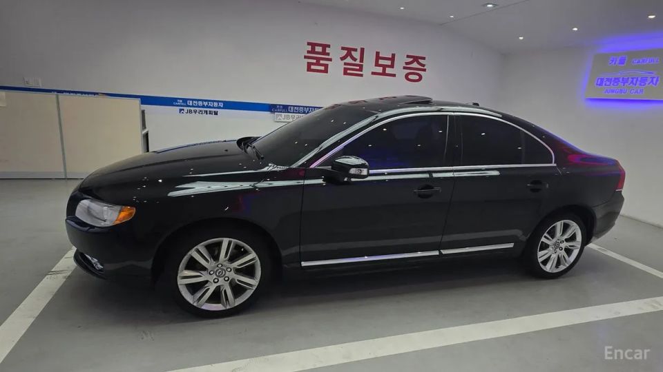 Volvo S80