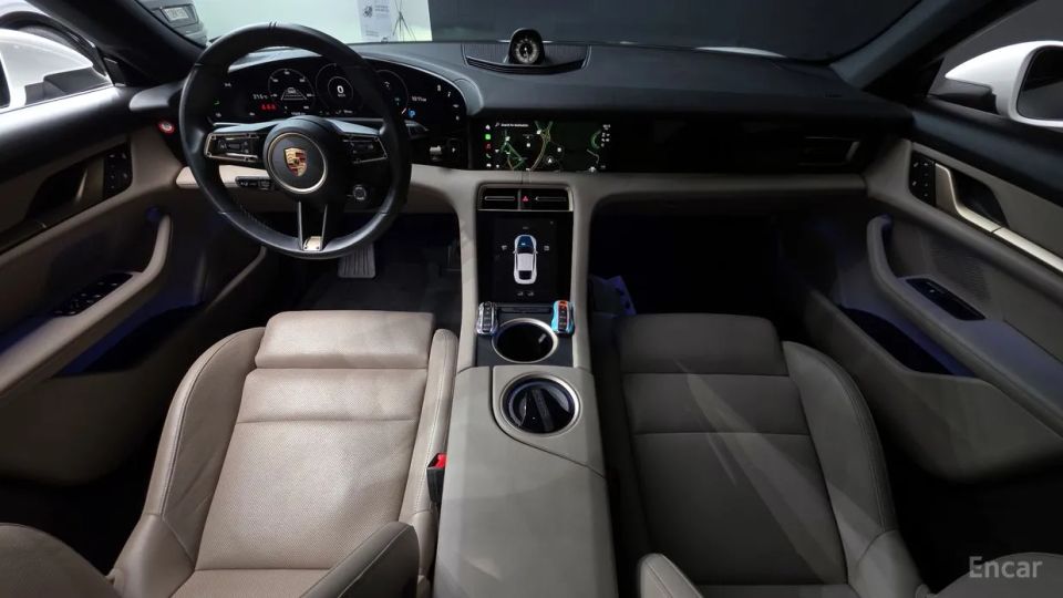 Porsche Taycan