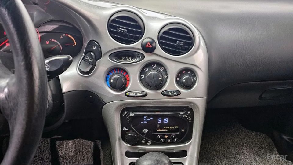 Hyundai Tiburon