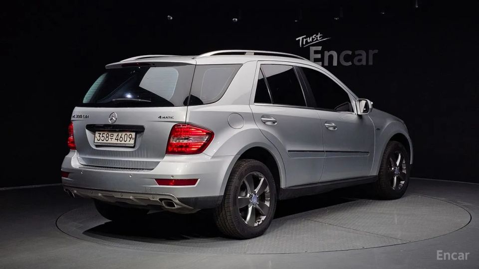 Mercedes-Benz M-class